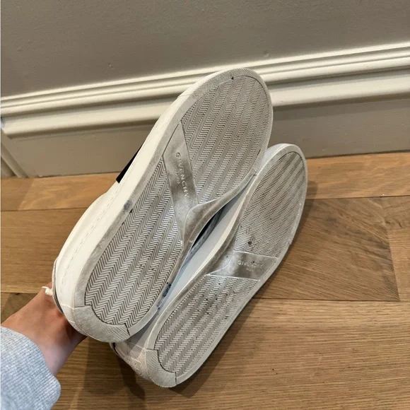 Givenchy Logo Band White Sneaker Blag Band size 39 Fantastic Condition - Picture 8 of 8